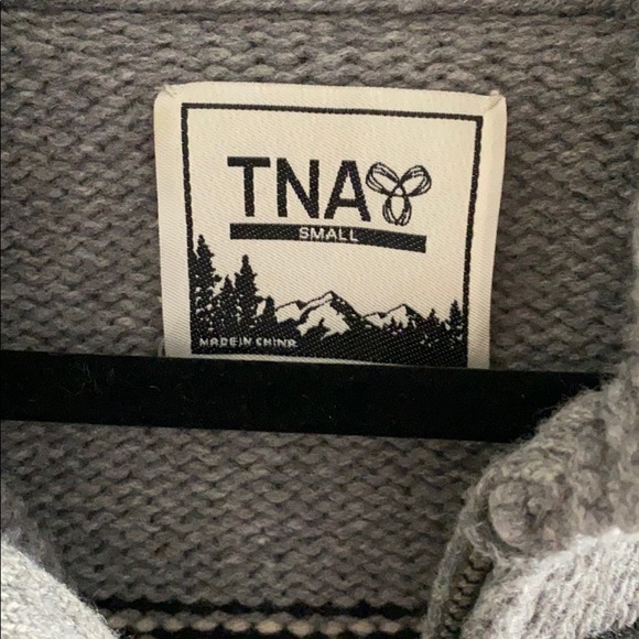 TNA Sea to Sky Sweater - Picture 2 of 3